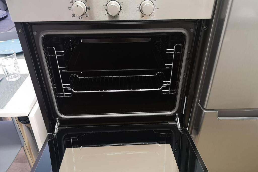 Piso Moderno Con Garaje En El Centro De Vigo Apartment Exterior foto
