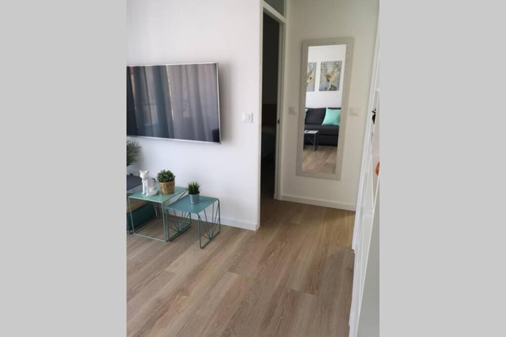 Piso Moderno Con Garaje En El Centro De Vigo Apartment Exterior foto